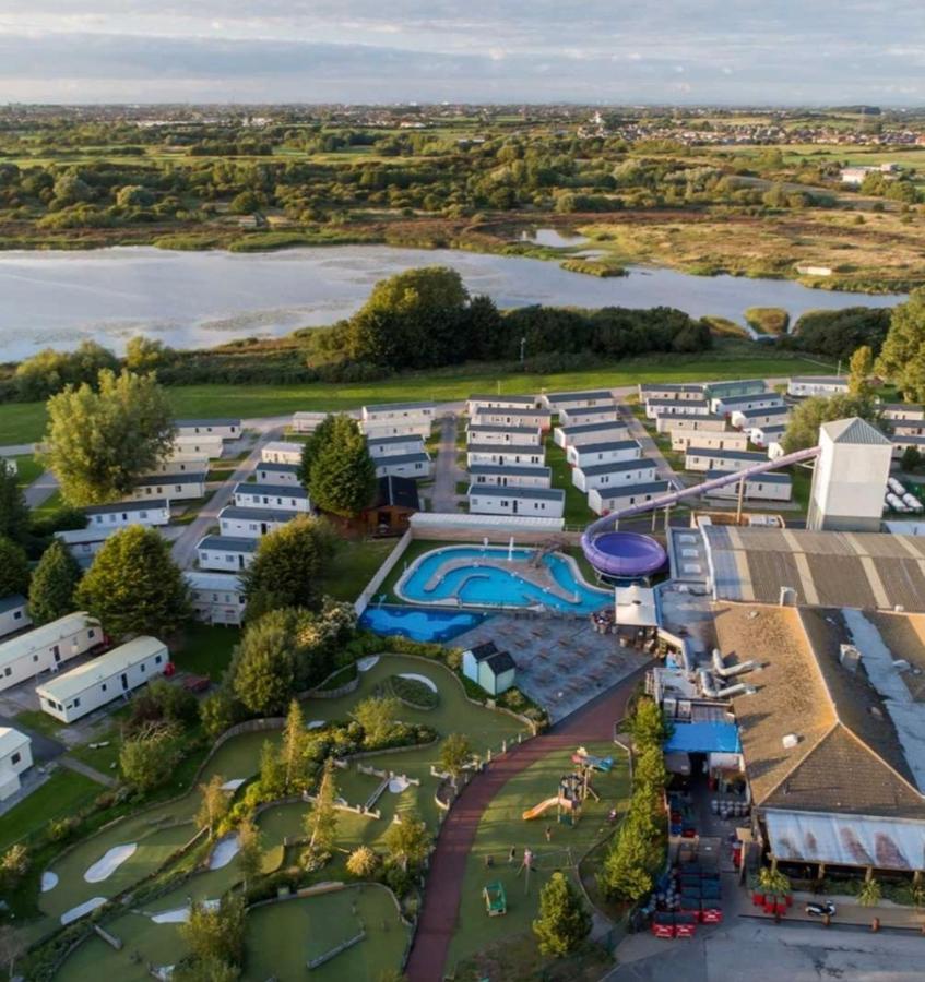 Luxury Latest Model Holiday Home Blackpool Extérieur photo